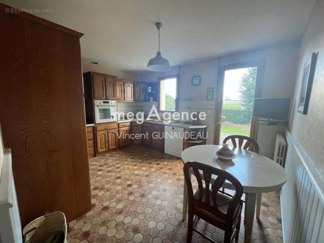 Maison à LE MAY-SUR-EVRE