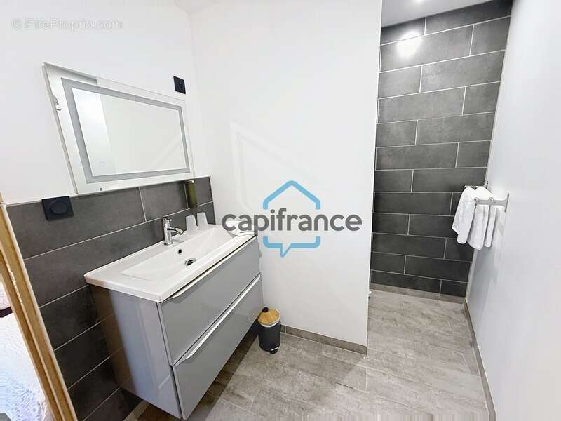 Commerce à VILLARS-COLMARS