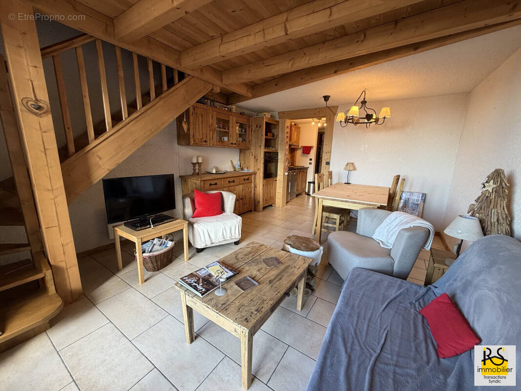 Appartement à ARACHES-LA-FRASSE