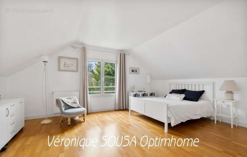 Maison à L'ETANG-LA-VILLE