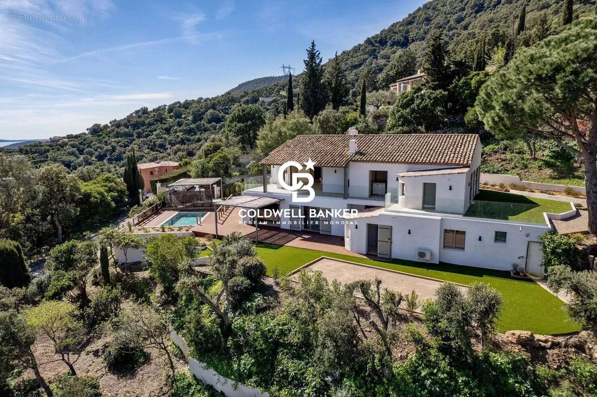 Maison à CAVALAIRE-SUR-MER