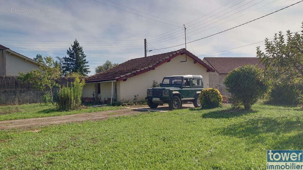 Maison à DURAVEL