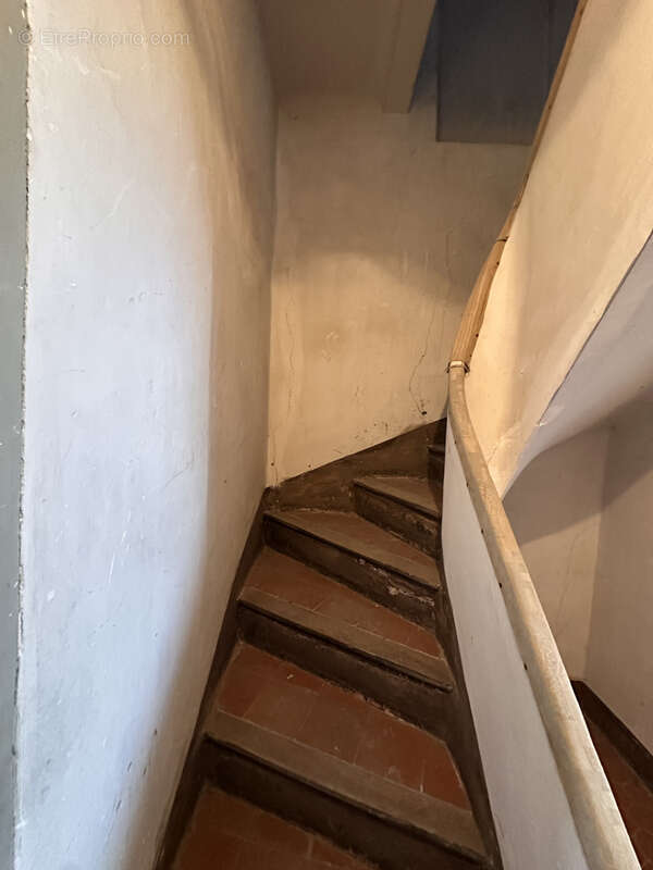 Maison à GREOUX-LES-BAINS