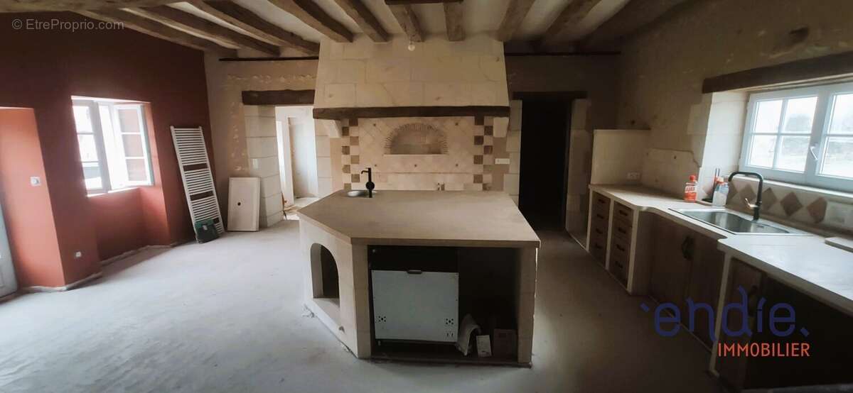 Maison à BETZ-LE-CHATEAU