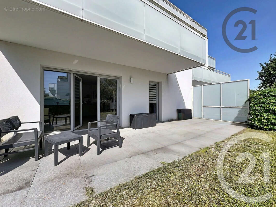 Appartement à BEZANNES
