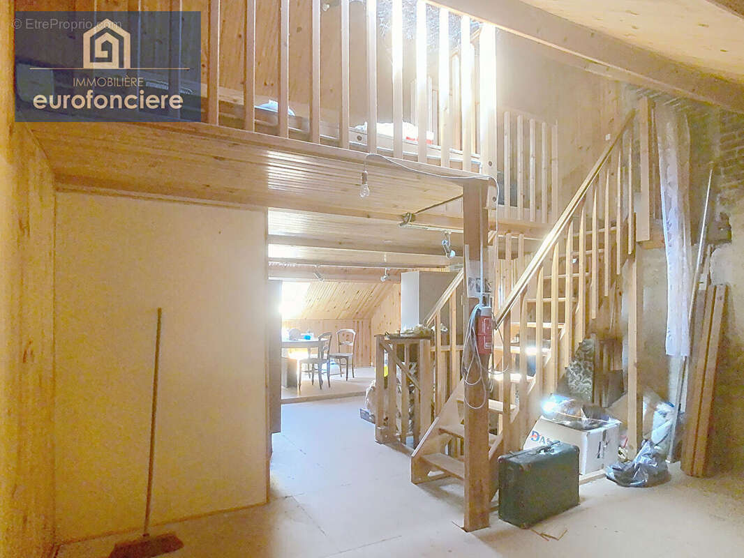 Maison à AIX-EN-OTHE