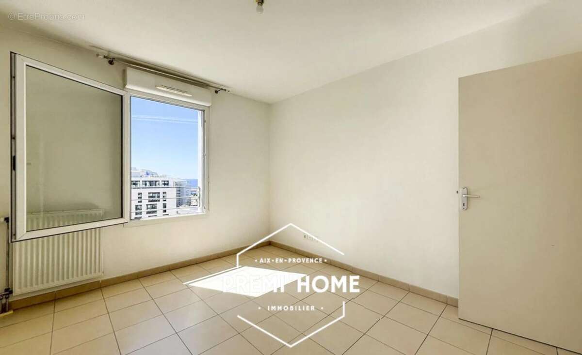 Appartement à MARSEILLE-2E