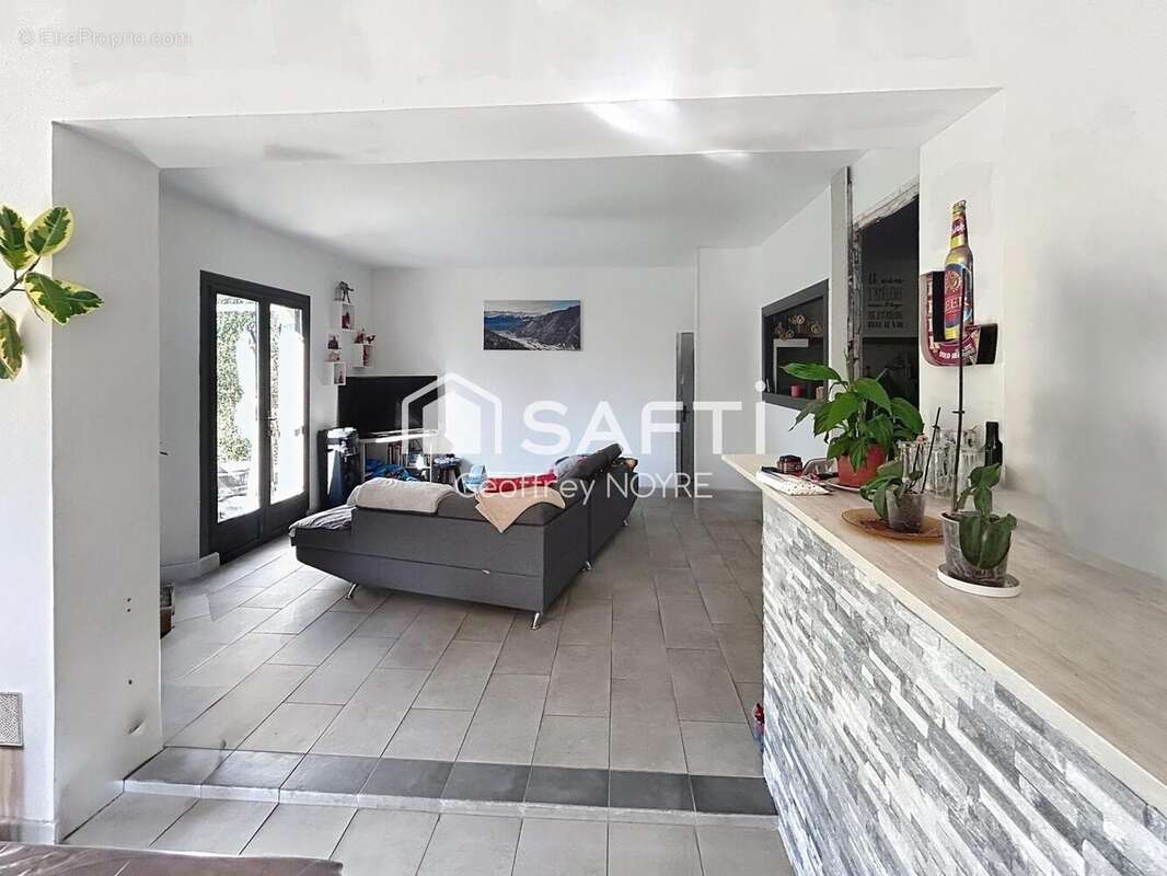 Photo 4 - Maison à SAINT-ESTEPHE