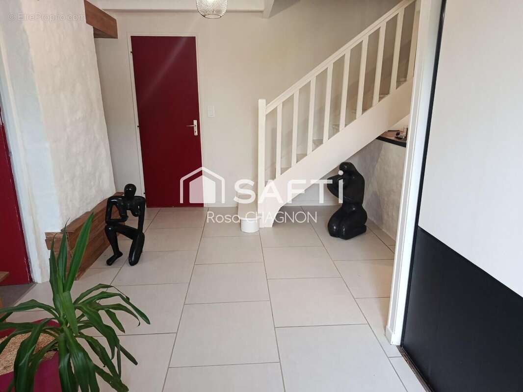 Photo 8 - Maison à SAINT-HILAIRE-DES-LOGES