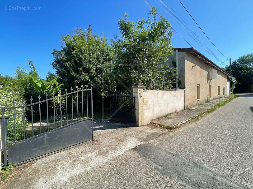 Maison à SAUVETERRE-DE-GUYENNE