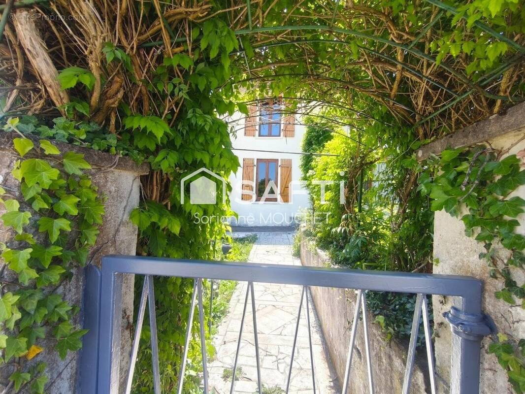 Photo 1 - Maison à BAVANS
