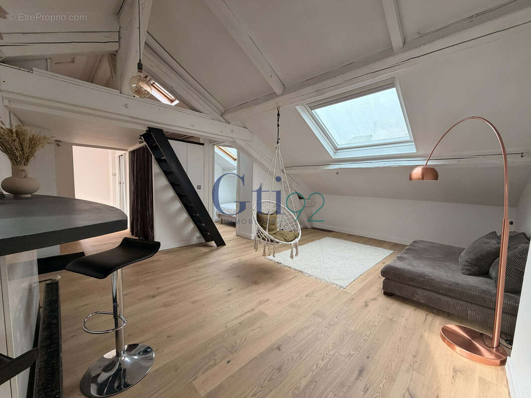 Coup de coeur - appartement atypique et optimise - photo 3