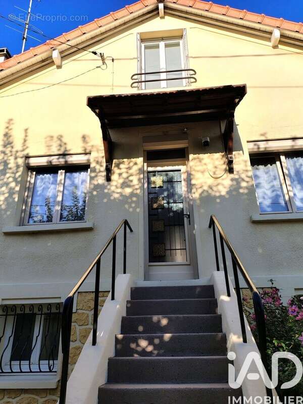 Photo 2 - Maison à CHELLES