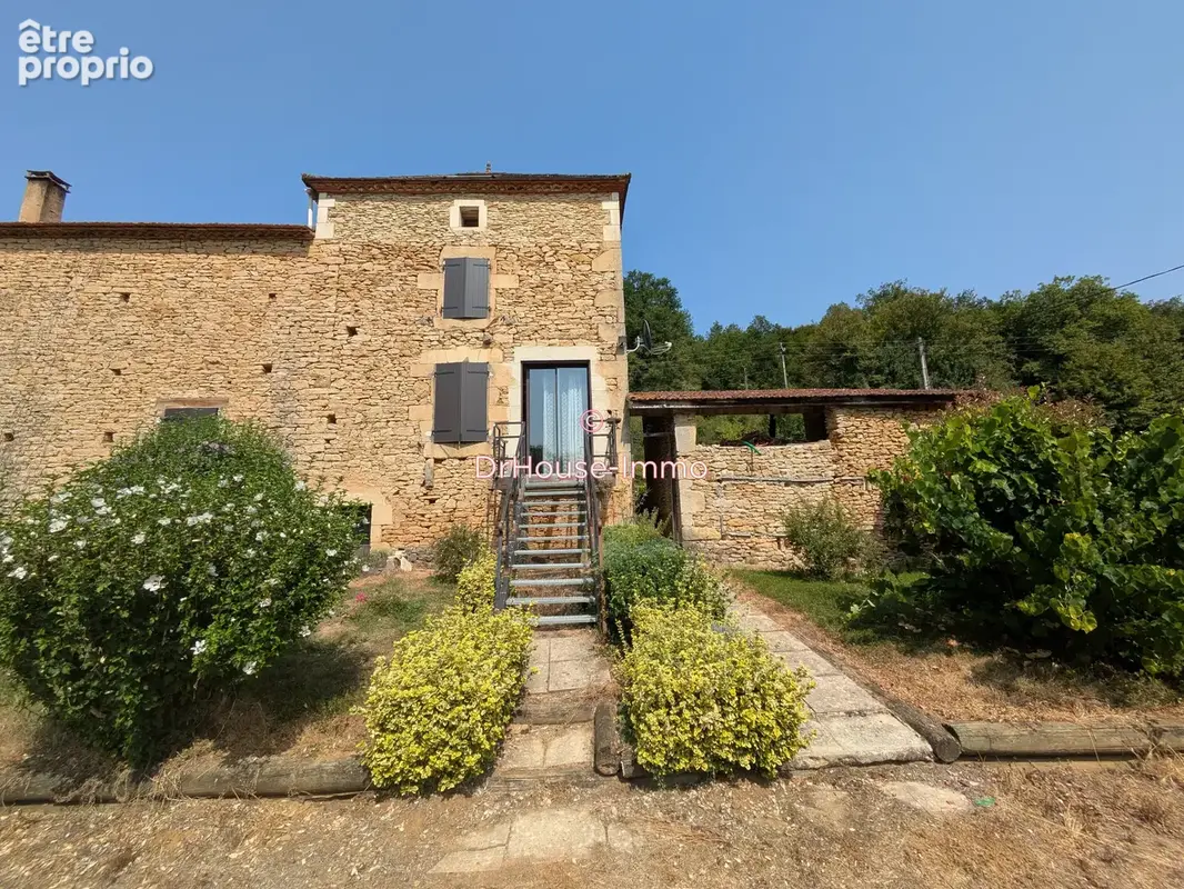 Maison 8 pièces 186 m² à vendre à Villefranche-Du-Perigord (24550) - photo 22