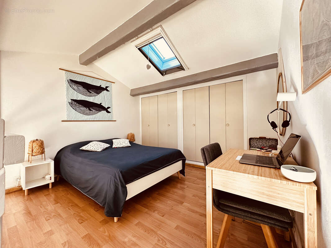 Appartement à SIX-FOURS-LES-PLAGES