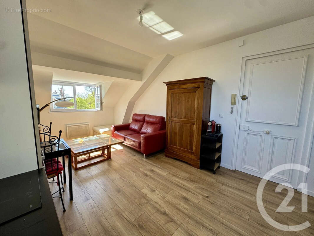 Appartement à FONTAINEBLEAU