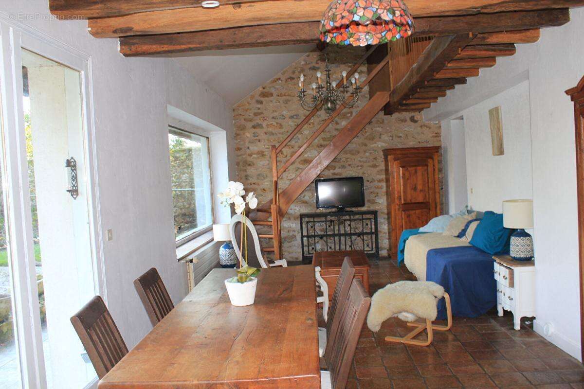 Maison à CERNAY-LA-VILLE