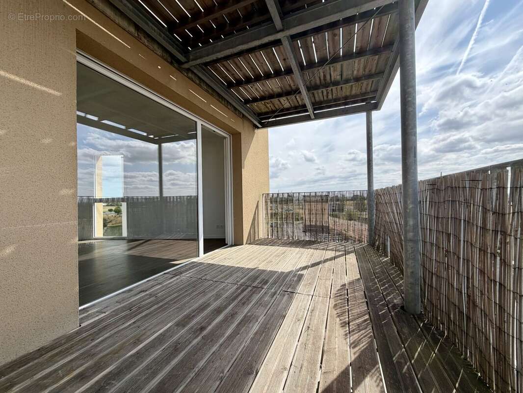 Appartement 65 m² à Colombelles  - photo 4