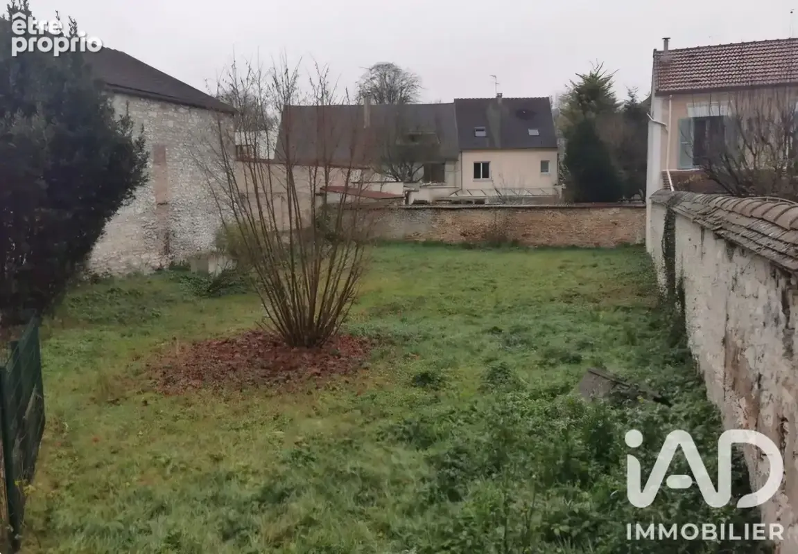 Photo 1 - Terrain à MONTEREAU-FAULT-YONNE