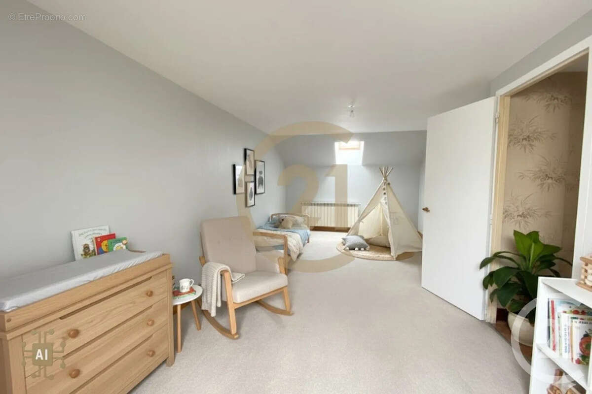 Maison à MALAY-LE-PETIT