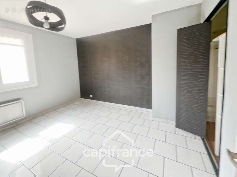 Maison à CARQUEIRANNE