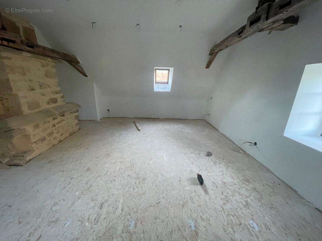 Maison à SAINT-ROBERT