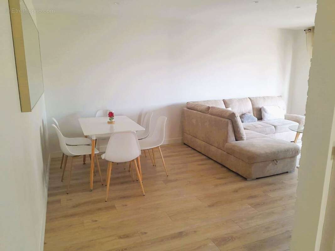 Appartement à LE CANNET