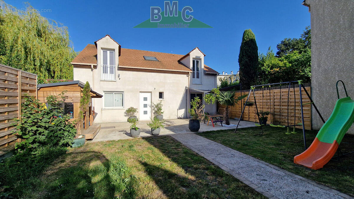 Maison à LE PLESSIS-BOUCHARD