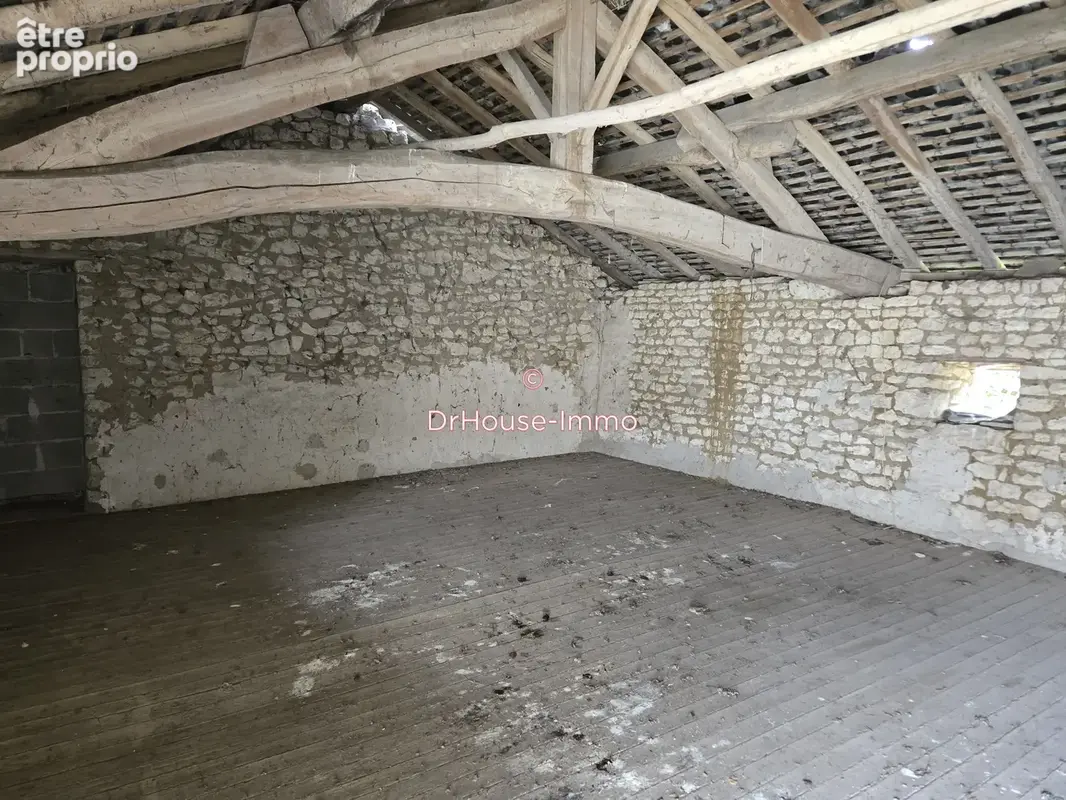 Maison 3 pièces 95 m² à vendre à Serigny (86230) - photo 2
