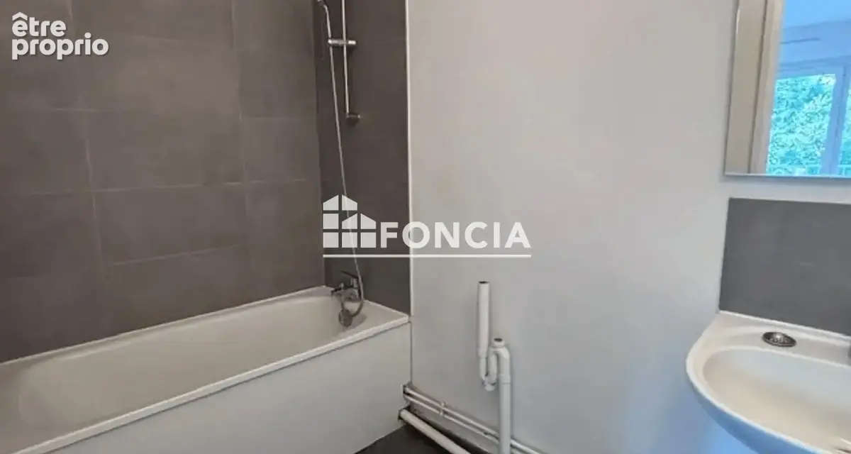 Appartement à vendre deux pièces balcon-parking-cave  À 800 m du RER A de Bry-sur-Marne - photo 6