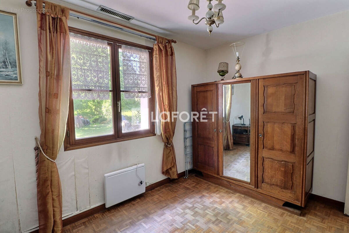 Maison Noisy Sur Ecole 4 pièce(s) 94 m2 - photo 5