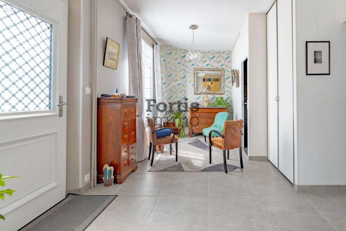 Maison à FONTENAY-SOUS-BOIS