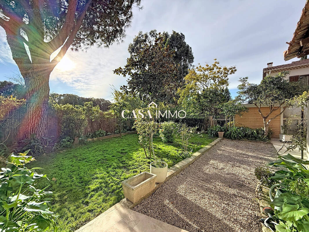 Appartement à HYERES