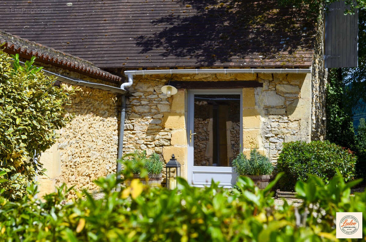 Maison à SAINT-CYBRANET