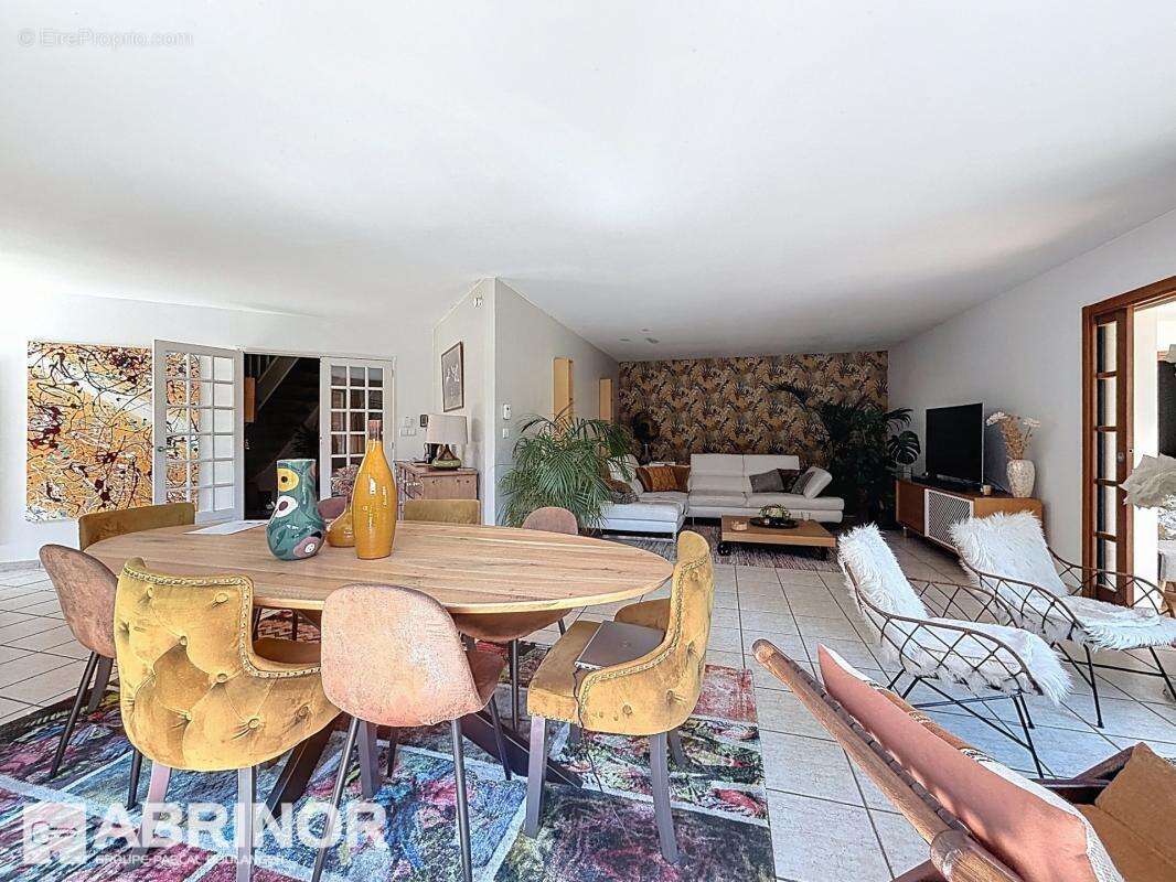 Maison à MARCQ-EN-BAROEUL
