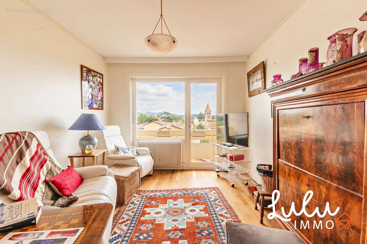 Appartement T4 120m2 - Plein Coeur Ecully - photo 9