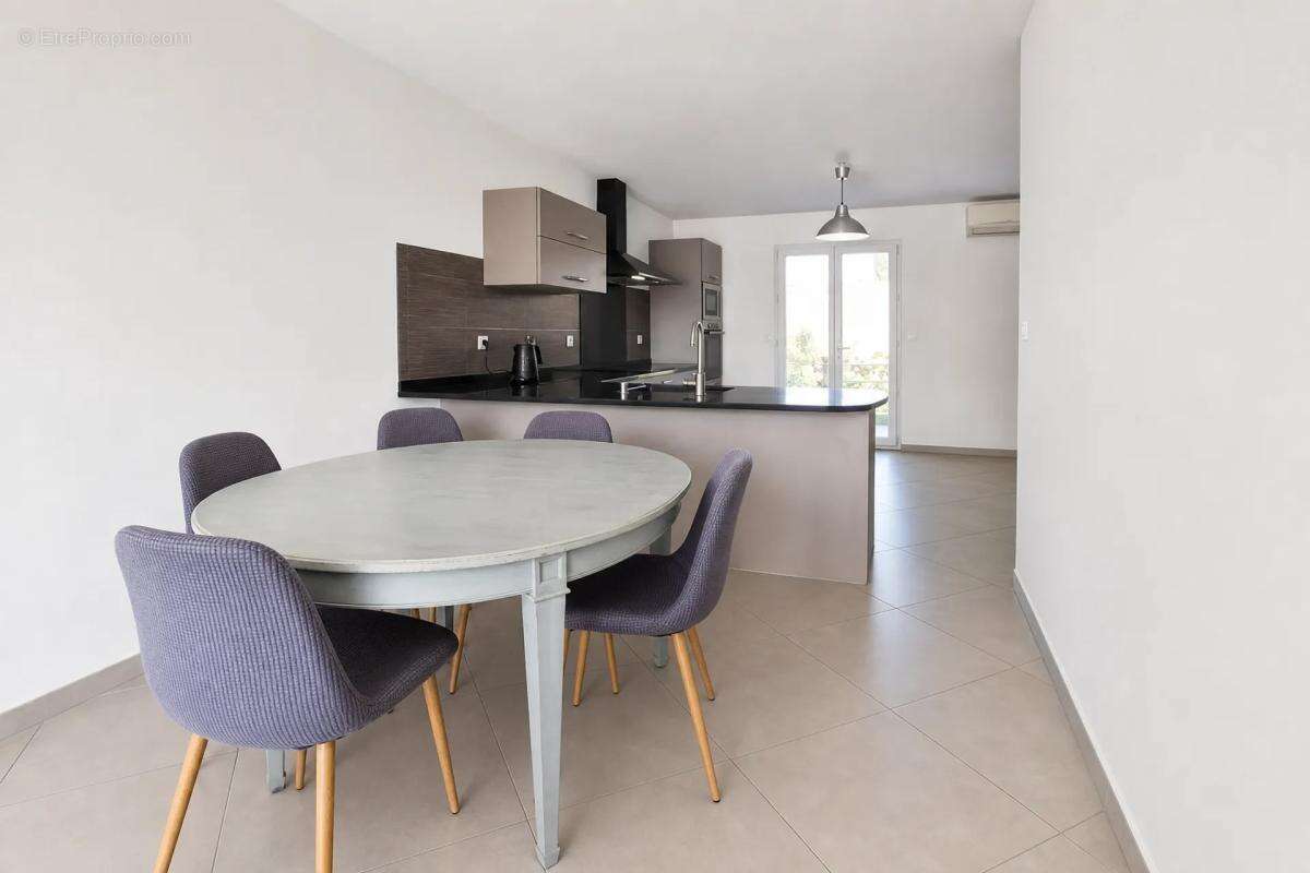 Grande Maison Louée 7 Pièces à Villelongue - photo 6
