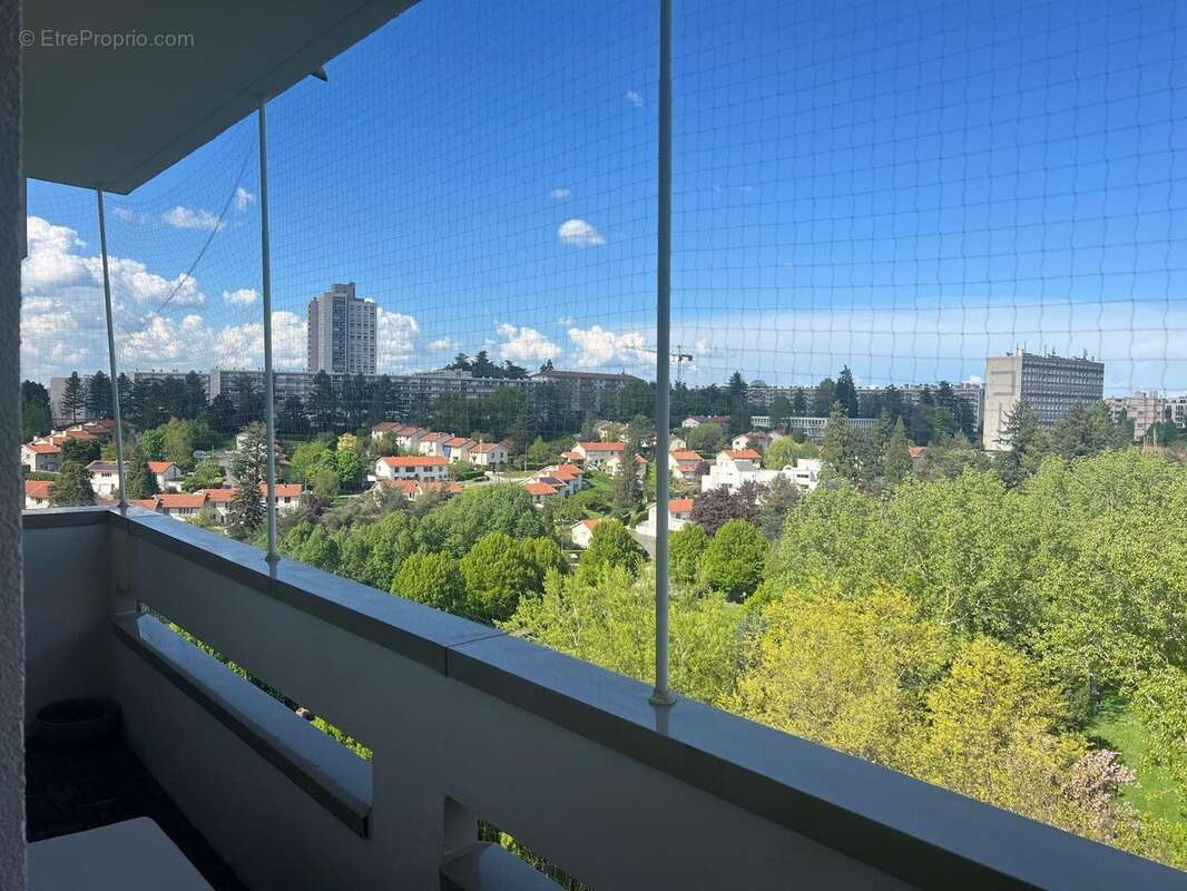 Appartement à SAINT-ETIENNE