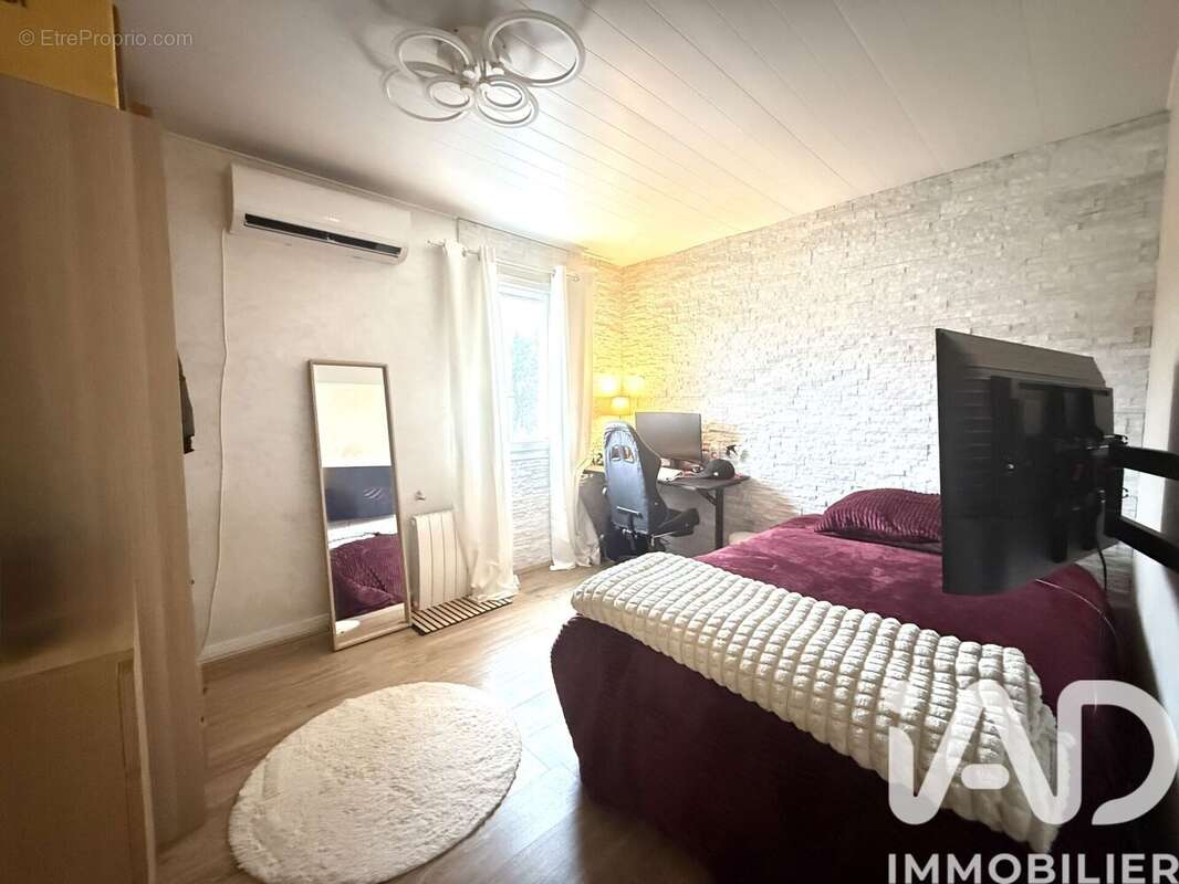 Photo 9 - Maison à JOUY-LE-MOUTIER