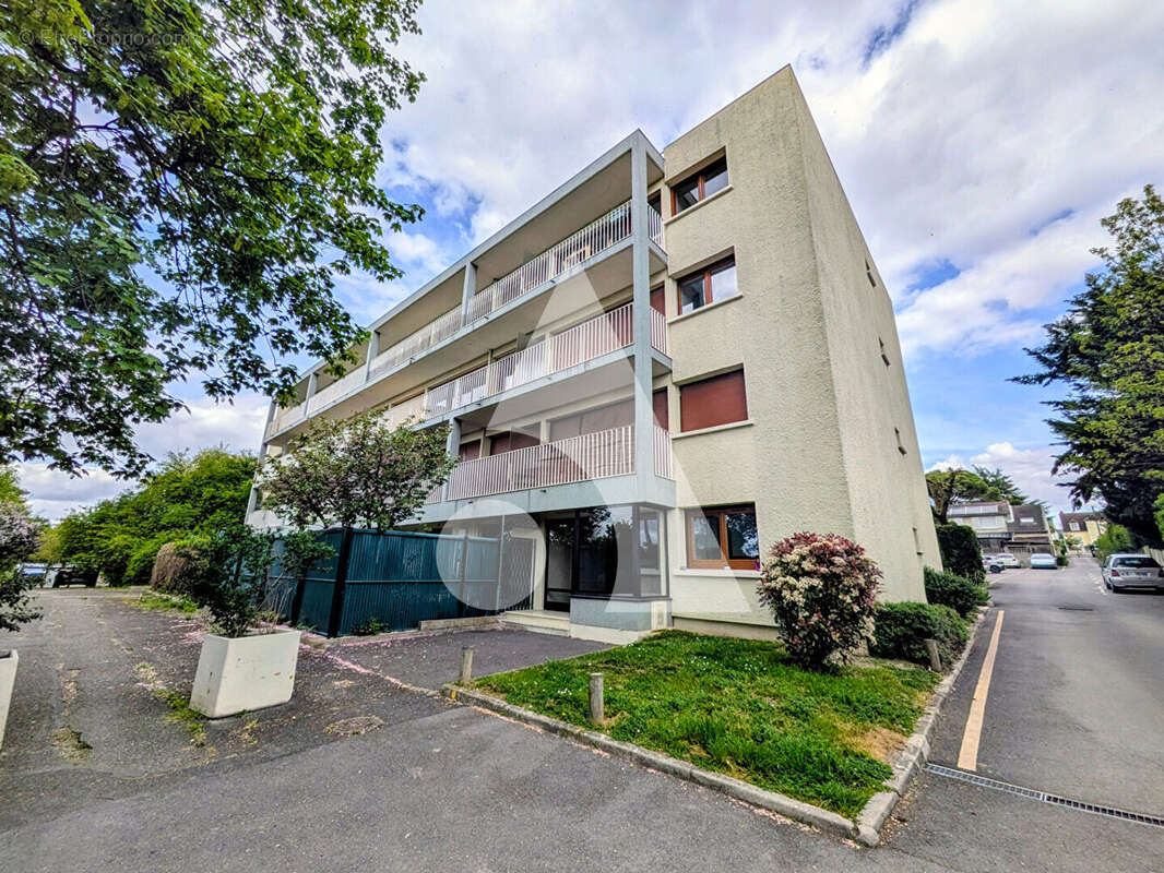 Appartement à LA FRETTE-SUR-SEINE