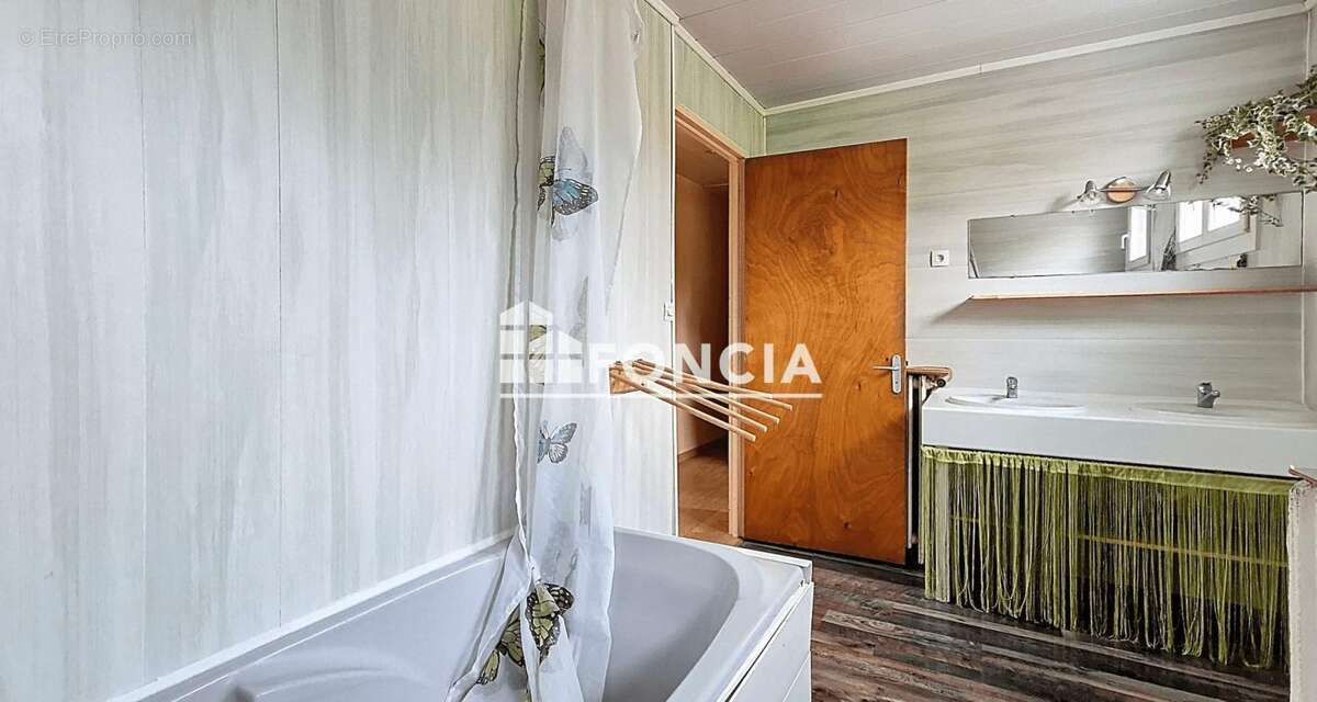 Maison à TUCQUEGNIEUX