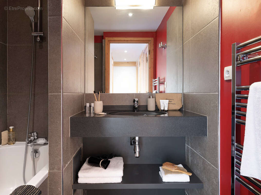 Appartement à LES ALLUES