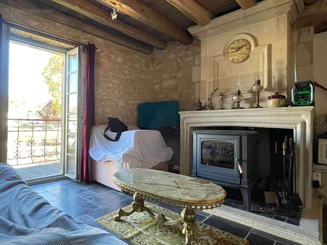 Appartement à CUBJAC