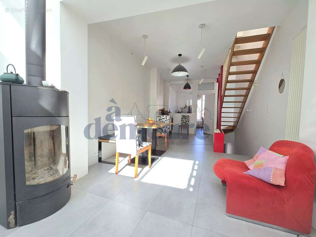 Maison à ISSY-LES-MOULINEAUX