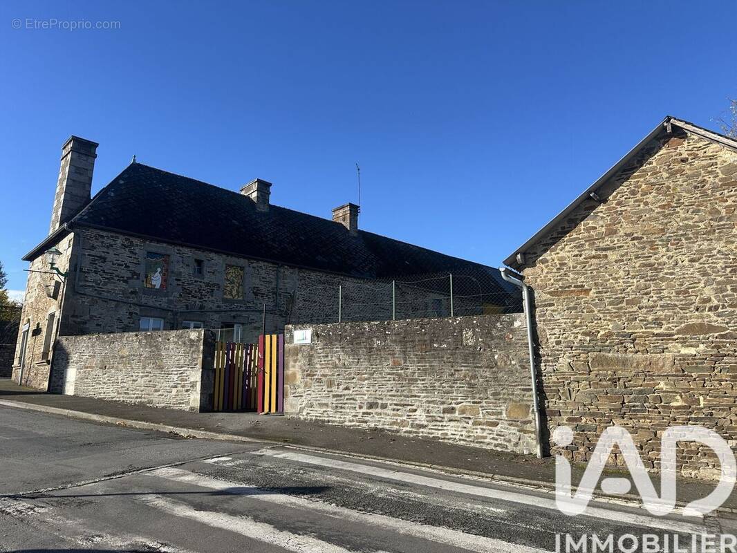 Photo 1 - Maison à SOUGEAL