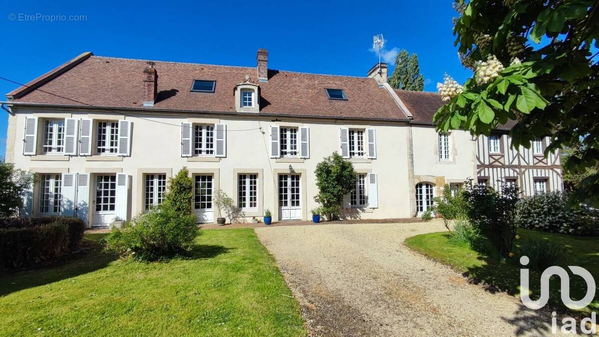 Photo 1 - Maison à MOULT