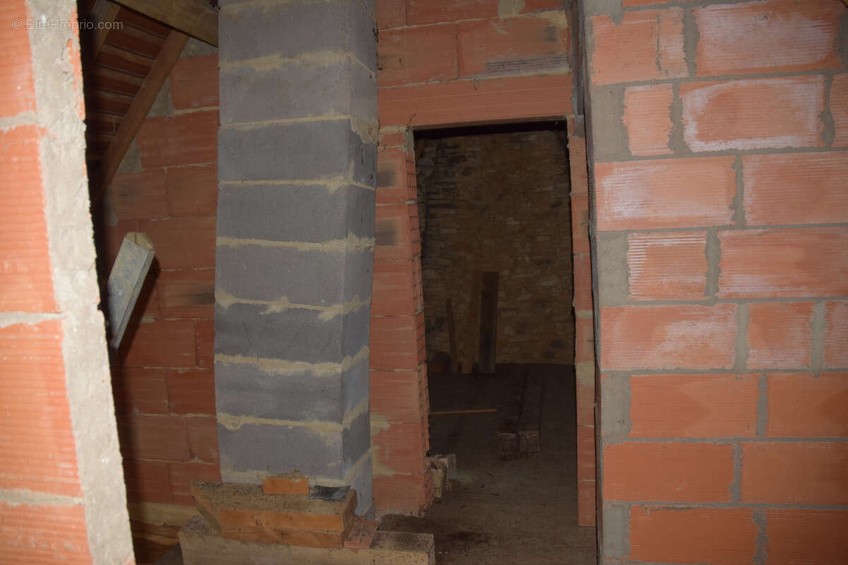 Maison à ALLAS-LES-MINES