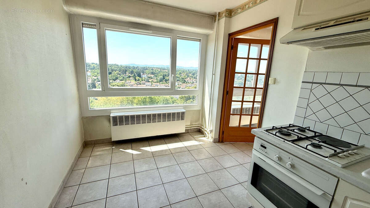 Appartement à OULLINS