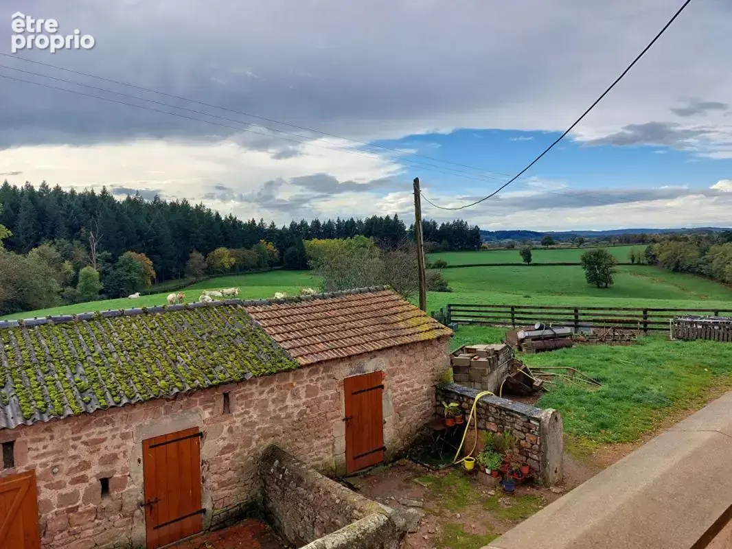 Ferme Saint Martin De Salencey 6 pièce(s) 157.5 m2 - photo 6