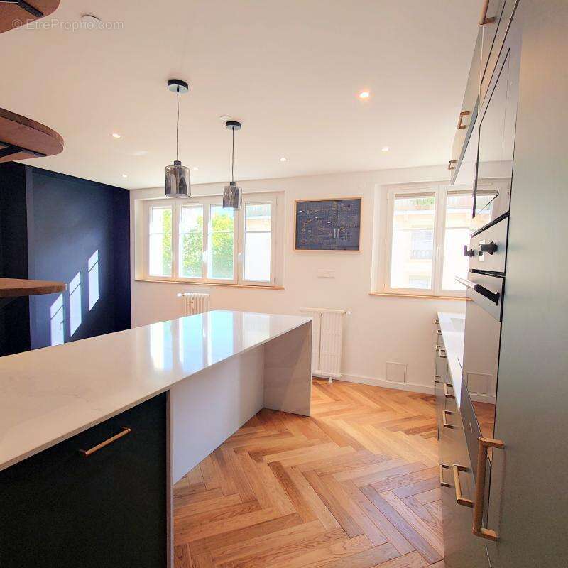 Appartement à LYON-7E